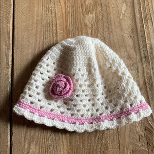 NWOT Baby/Toddler Handmade knit hat